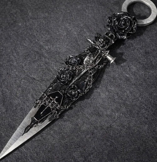Grim Kunais
